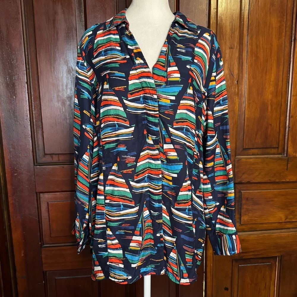 Soft Surroundings Sail Away Tunic Top With Multicolored Sailboat Pattern Size PL